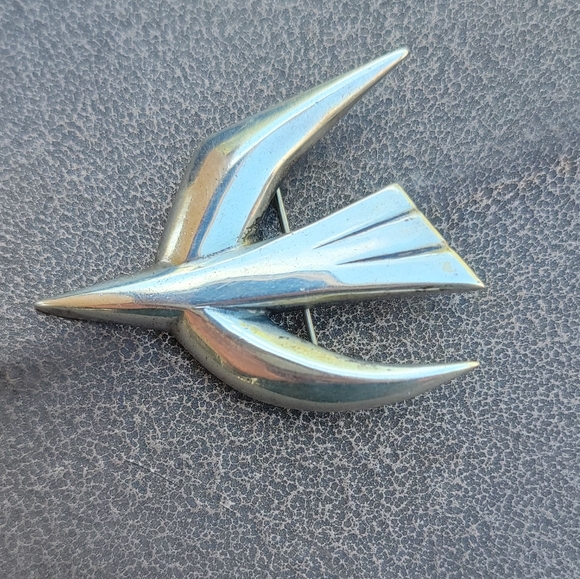RETIRED James Avery heavy 925 sterling silver dove in flight brooch - Picture 1 of 17